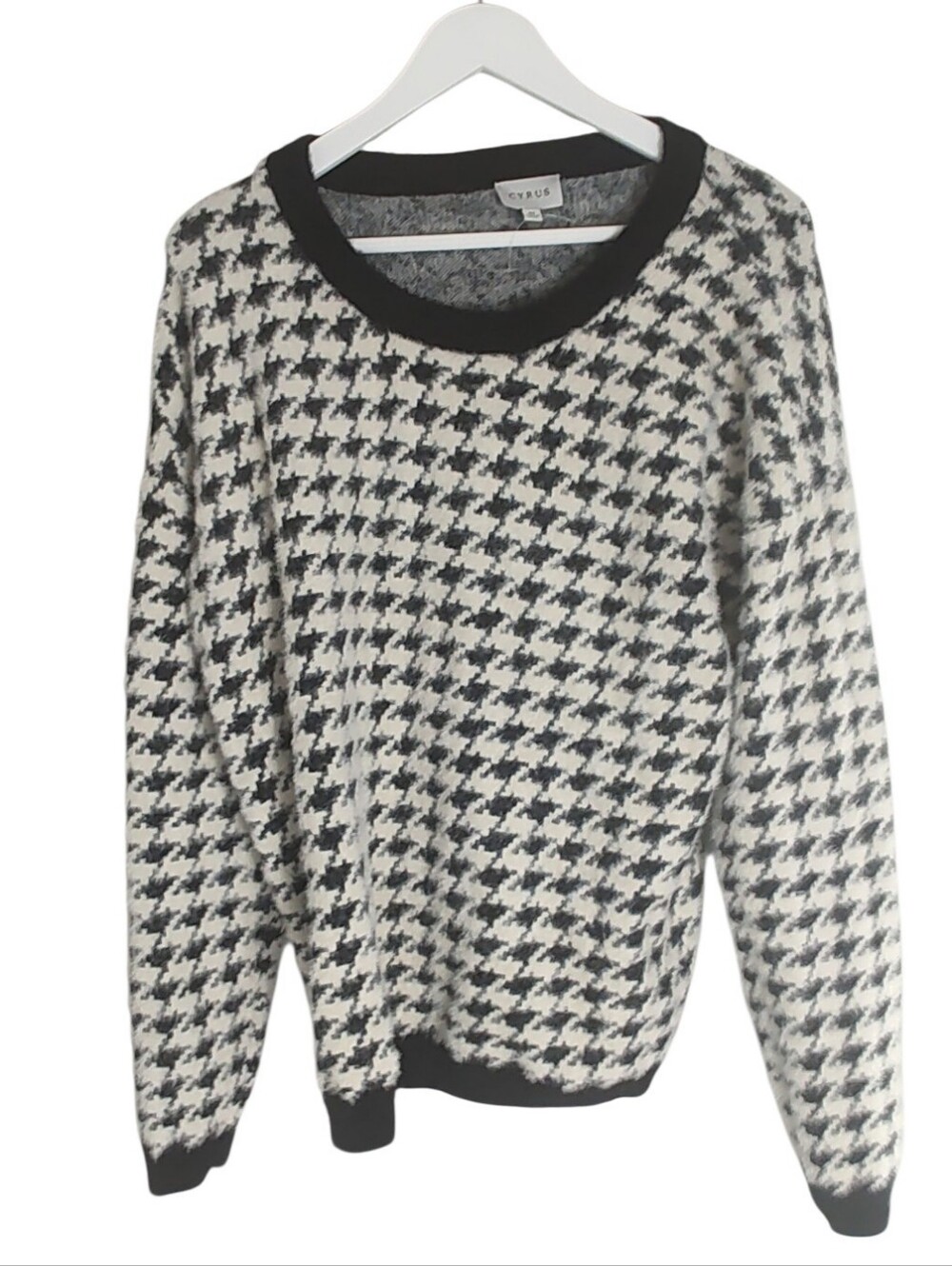 Cyrus Houndstooth Fuzzy Pullover Crewneck Sweater Super Soft Medium